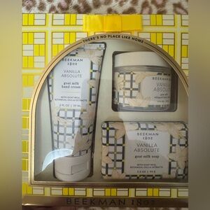 BEEKMAN 1802
VANILLA ABSOLUTE BODYCARE GIFT SET